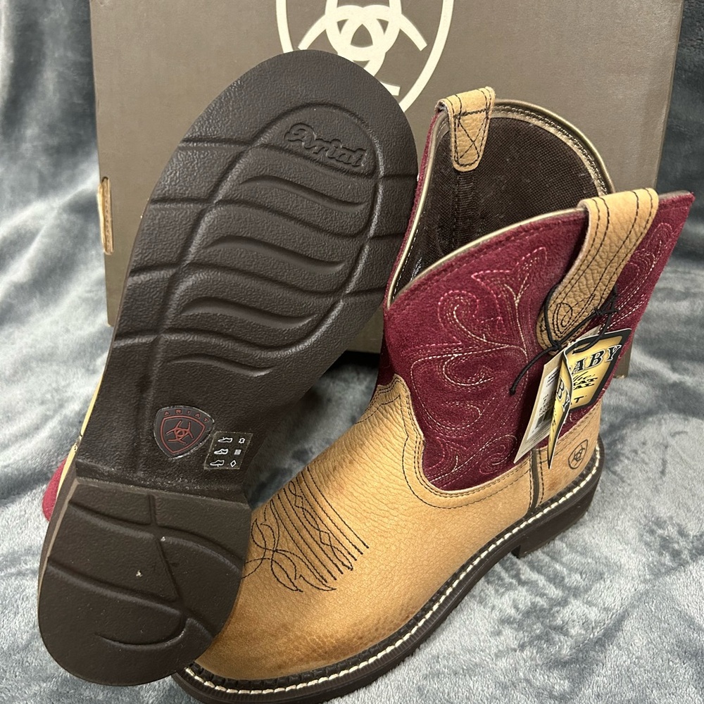 New in box- Ariat Burgundy and Tan Western Boots